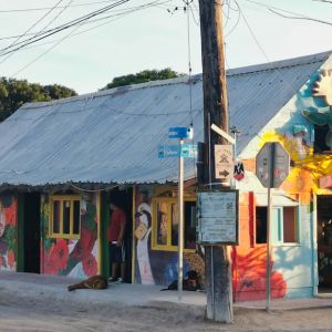 Mini Roadtrip Mexico Isla Holbox streets