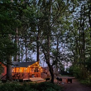 Buitengoed Ruysbos glamping avond